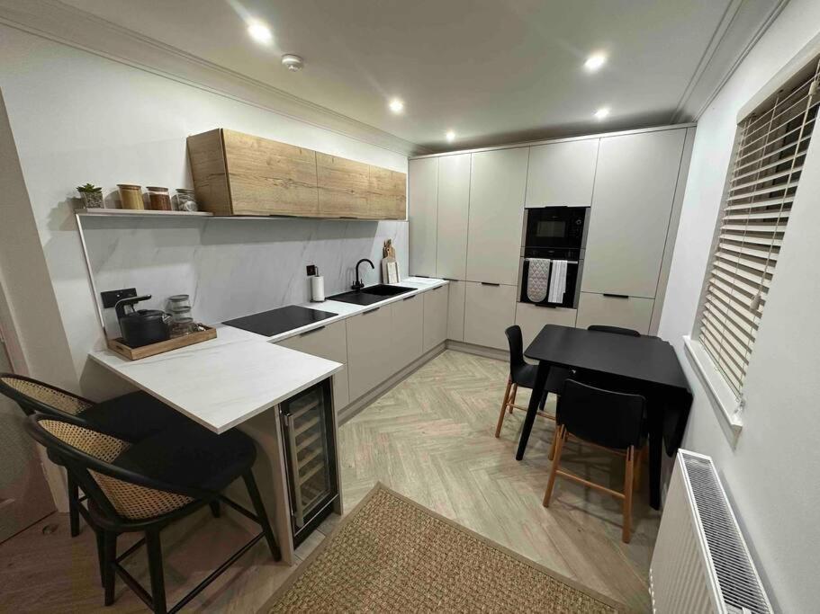 Premium Executive Apartment In Dunfermline Extérieur photo
