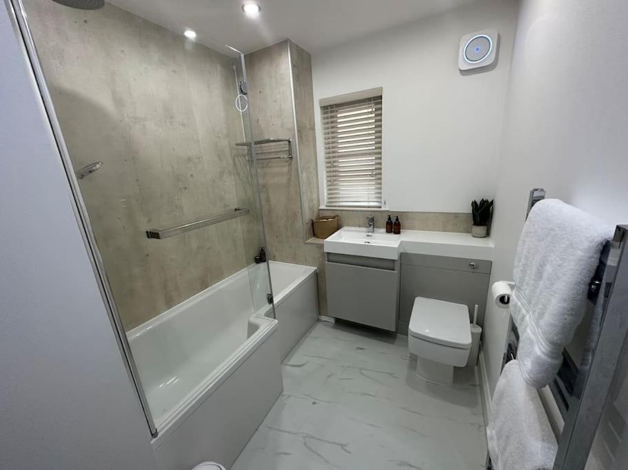 Premium Executive Apartment In Dunfermline Extérieur photo